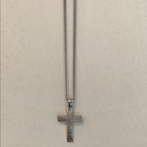 CROSS NECKLACE